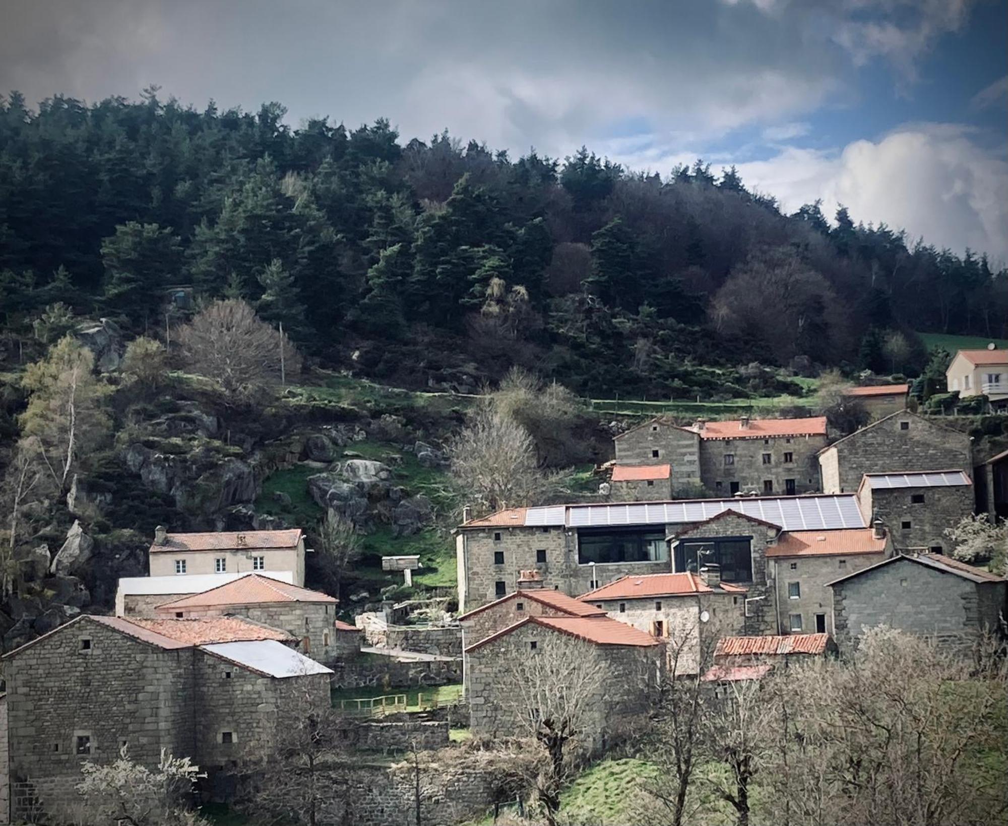 Chambres Et Tables D'Hotes - Les Ateliers De Pontajou - Pelerin Navette Gratuite A Saugues Venteuges Экстерьер фото